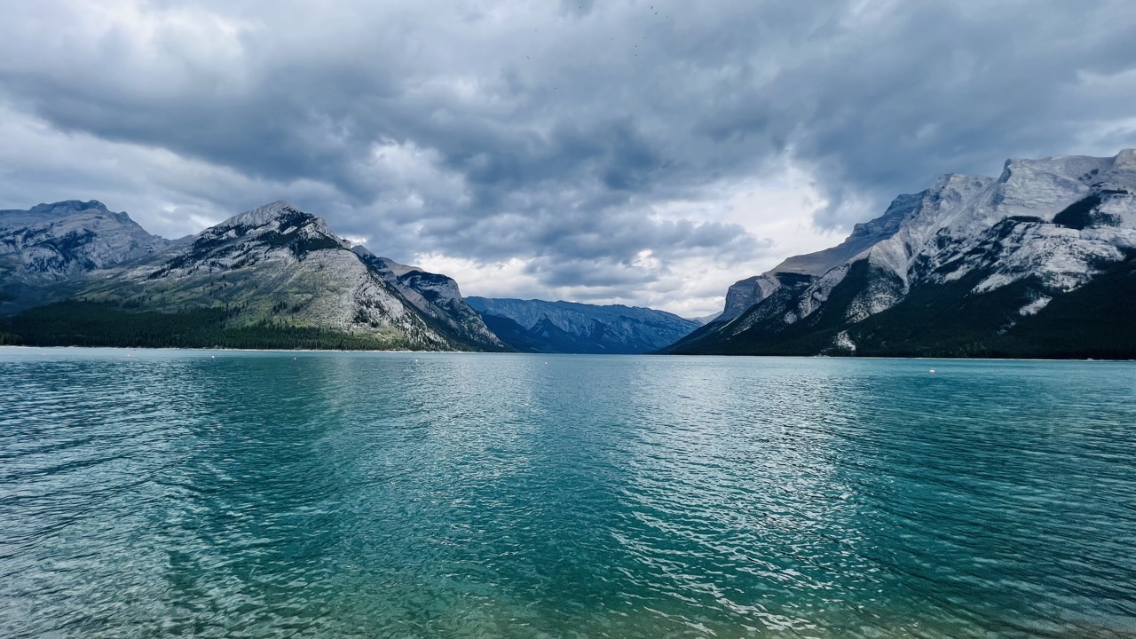 Lake Minnewanka - Day 4 of the 4 days in Banff